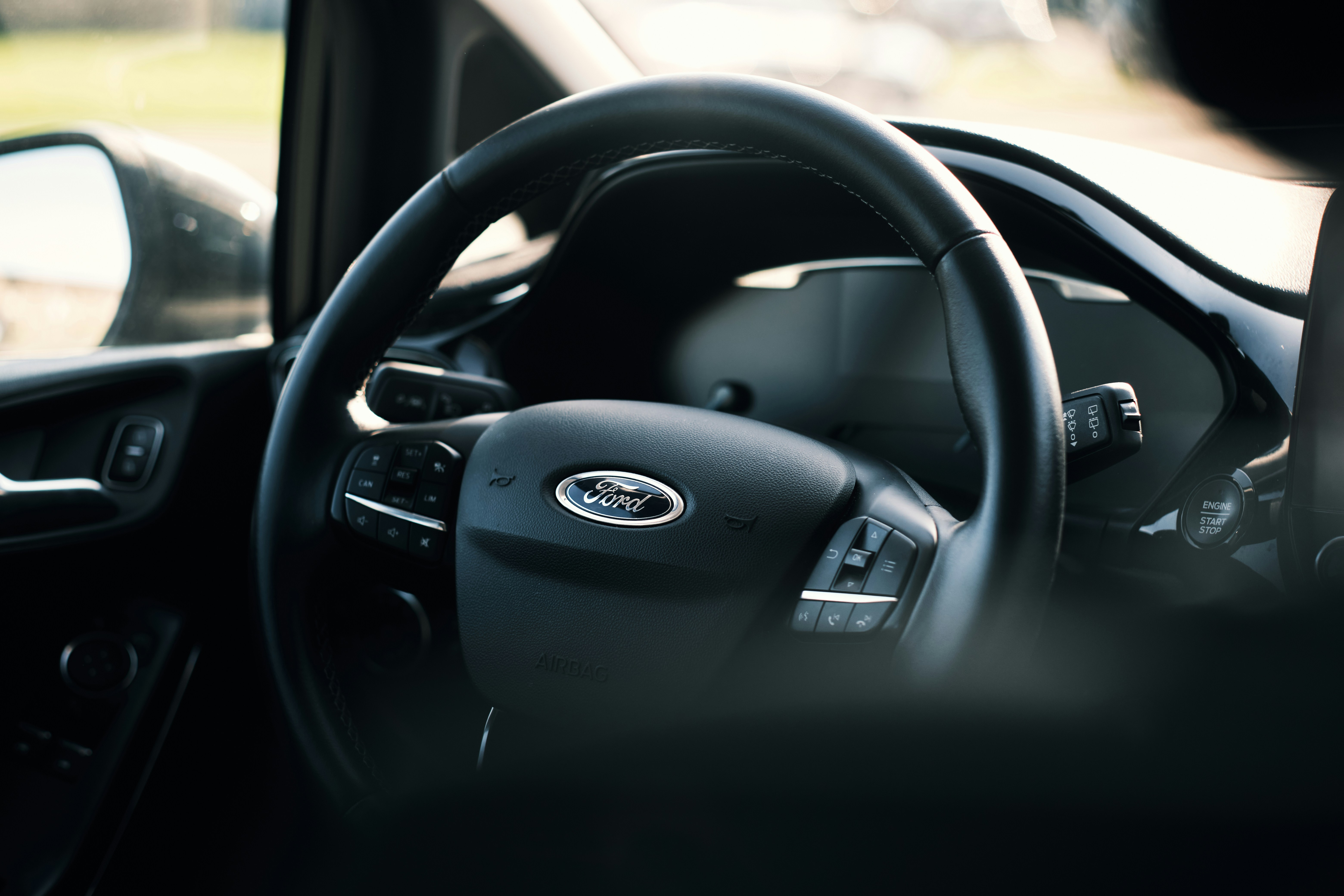 photos supplémentaires de la voiture